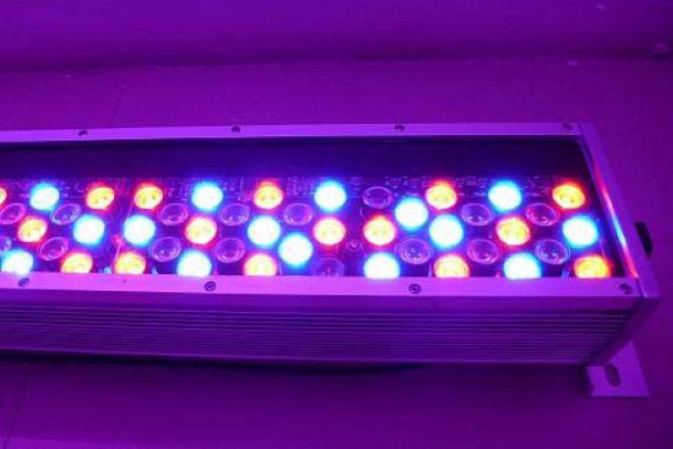 WALL WASHER 220 Vac EXTERIORES RGB 72 LED's 1 W